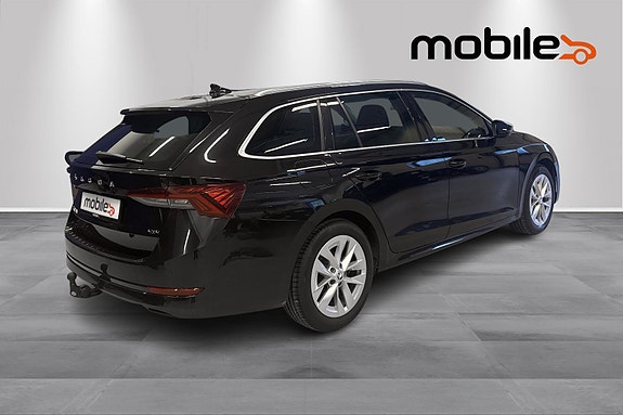 Skoda Octavia 3 of 5