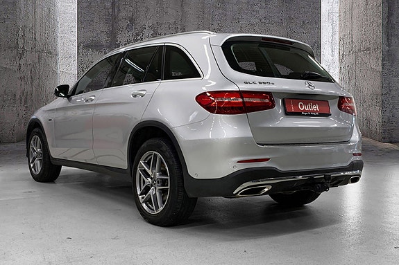 Mercedes-Benz GLC350 e 4 of 5