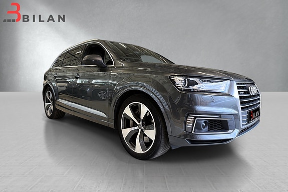 Audi Q7 15 of 30