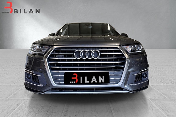 Audi Q7 17 of 30