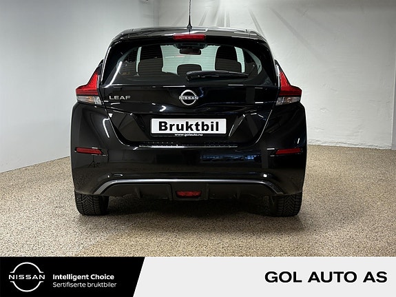 Nissan Leaf 9 of 24