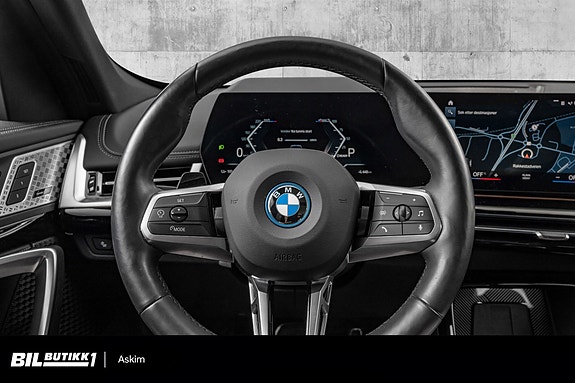 BMW iX1 13 of 28