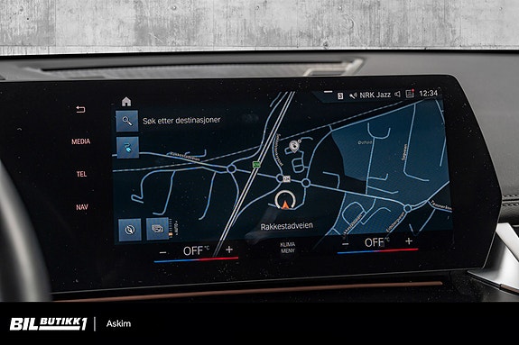BMW iX1 17 of 28