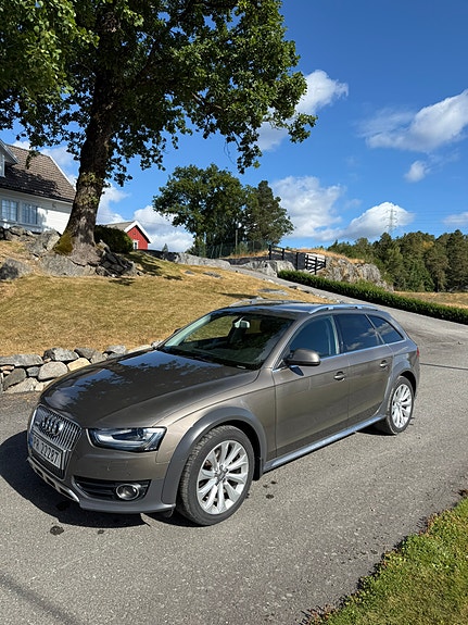 Audi A4 allroad 3 of 12