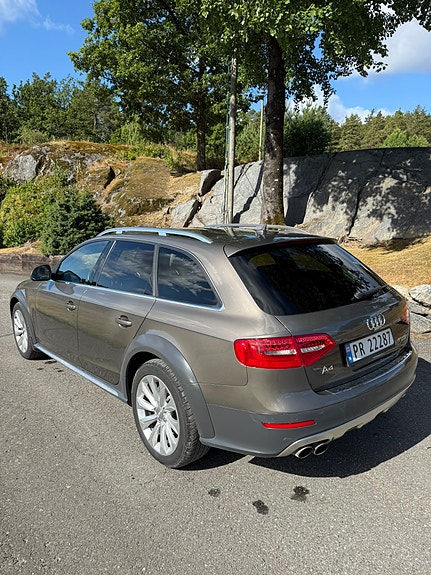 Audi A4 allroad 4 of 12
