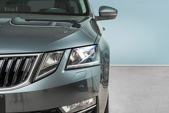 Skoda Octavia 5 of 5
