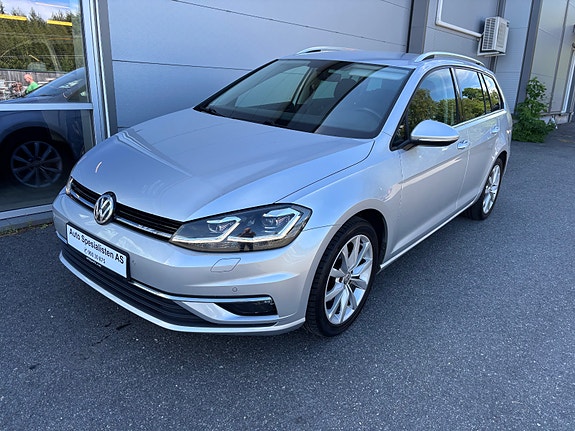 Volkswagen Golf VII 2 of 5