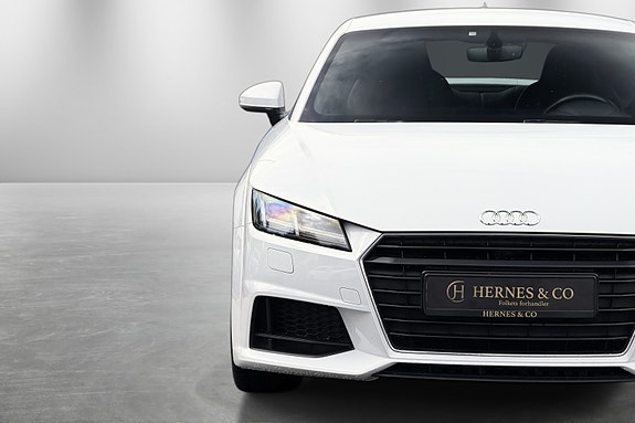 Audi TT 4 of 30