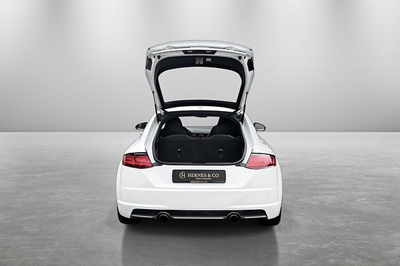 Audi TT 9 of 30