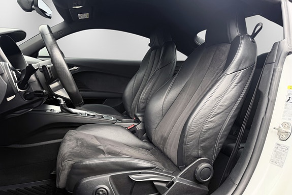 Audi TT 15 of 30
