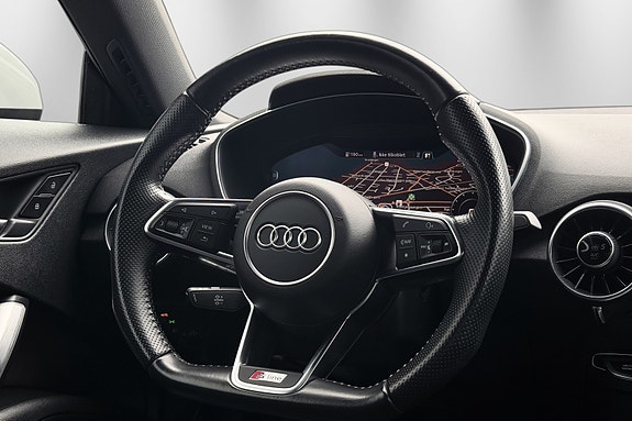 Audi TT 18 of 30