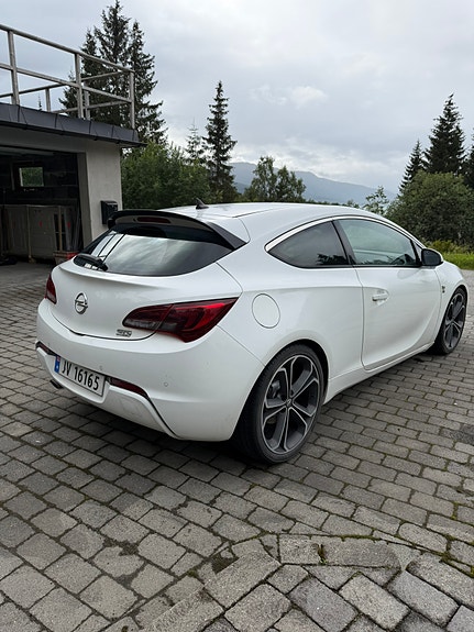Opel Astra 5 of 5