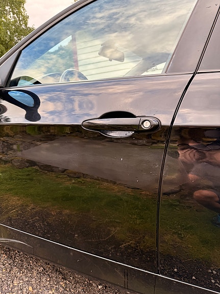 BMW 318d 16 of 30