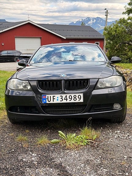 BMW 318d 7 of 30