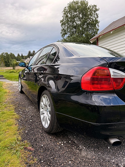 BMW 318d 5 of 30
