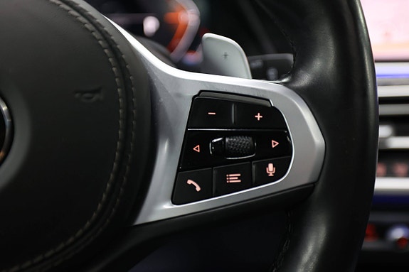 BMW X7 28 of 30