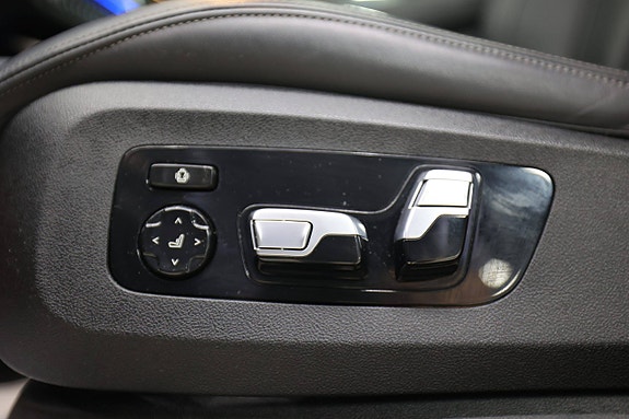 BMW X7 22 of 30