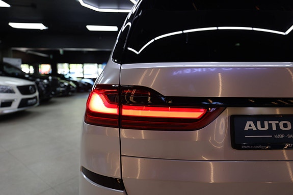 BMW X7 12 of 30