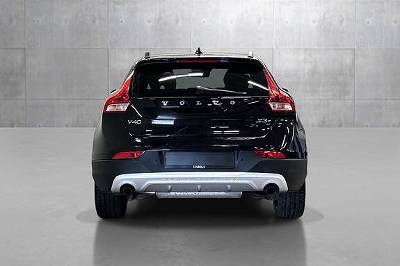 Volvo V40 Cross Country 4 of 5