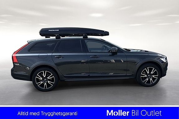 Volvo V90 Cross Country 4 of 5
