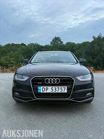 Audi A4 4 of 5