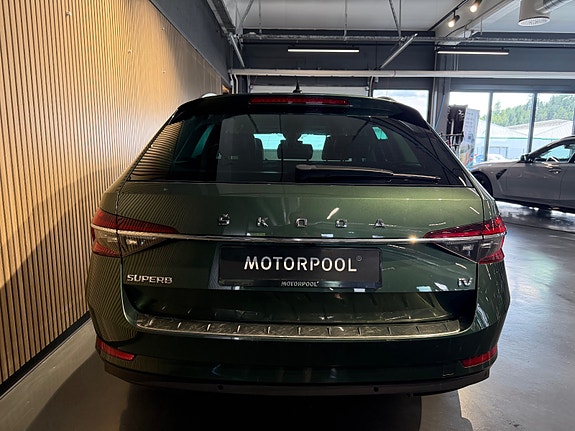 Skoda Superb 5 of 5