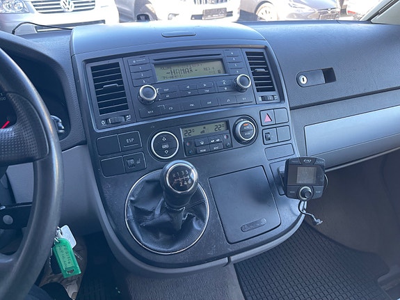 Volkswagen California 15 of 30