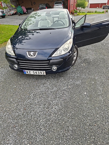 Peugeot 307 2 of 10