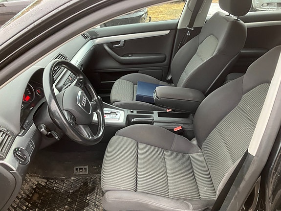 Volkswagen Caddy Maxi 5 of 5