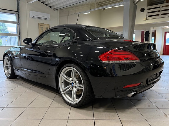 BMW Z4 6 of 26