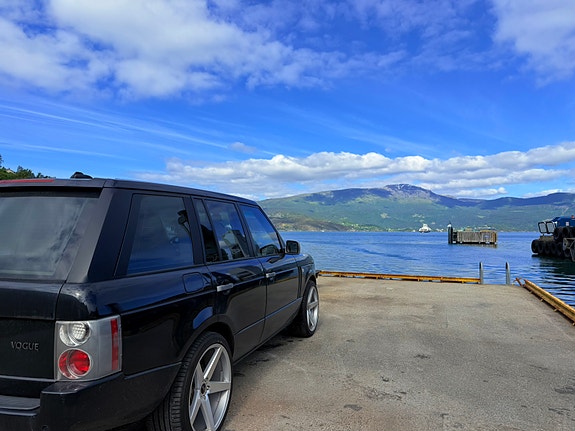 Land Rover Range Rover 4 of 30