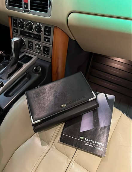 Land Rover Range Rover 28 of 30