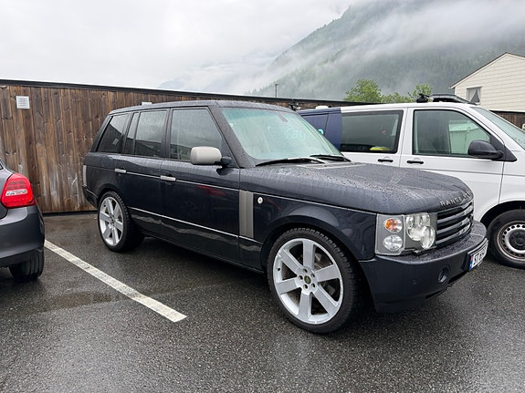 Land Rover Range Rover 8 of 30