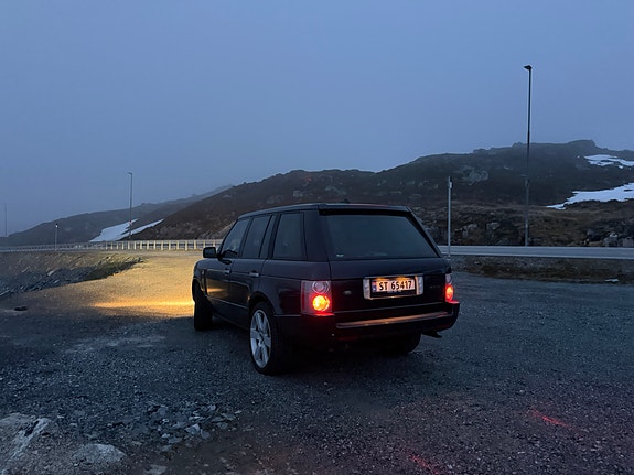 Land Rover Range Rover 24 of 30
