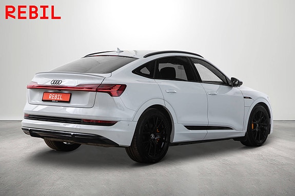 Audi e-tron Sportback 7 of 30