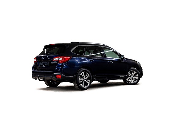 Subaru Outback 2 of 5