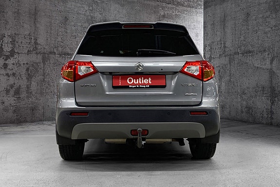Suzuki Vitara 3 of 5