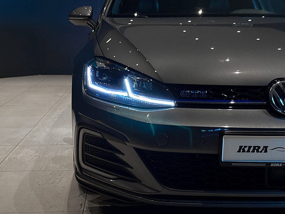 Volkswagen Golf VII 4 of 5