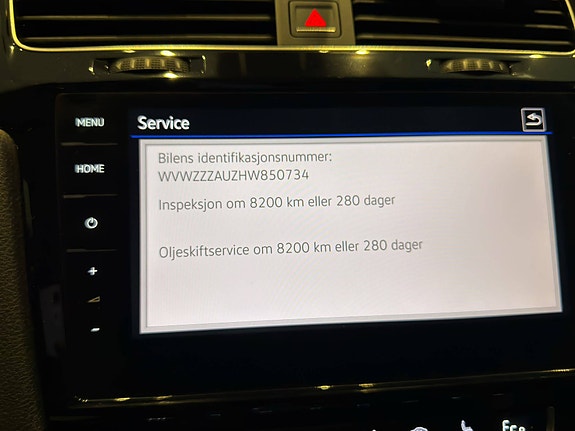 Volkswagen Golf VII 26 of 30