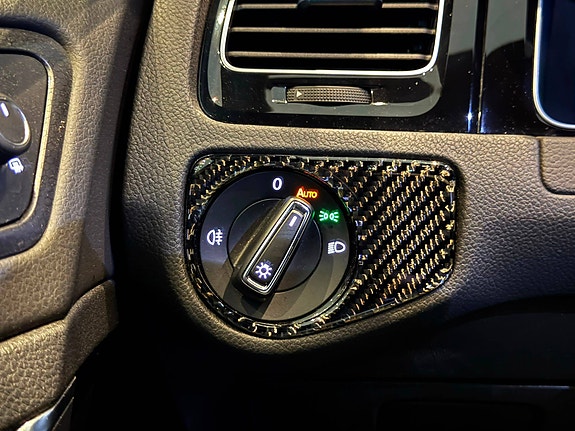 Volkswagen Golf VII 18 of 30