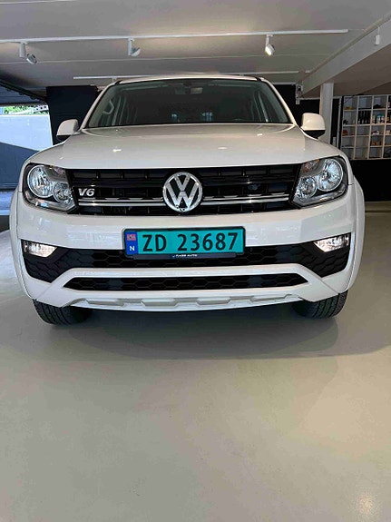 Volkswagen Amarok 3 of 5