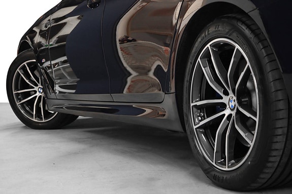 BMW 530e 15 of 30