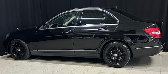 Mercedes-Benz C250 d 7 of 28