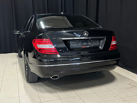 Mercedes-Benz C250 d 6 of 28