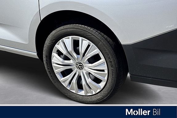 Volkswagen Caddy Maxi 8 of 21