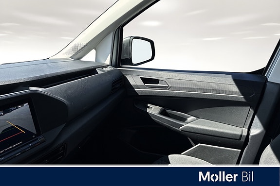 Volkswagen Caddy Maxi 19 of 21