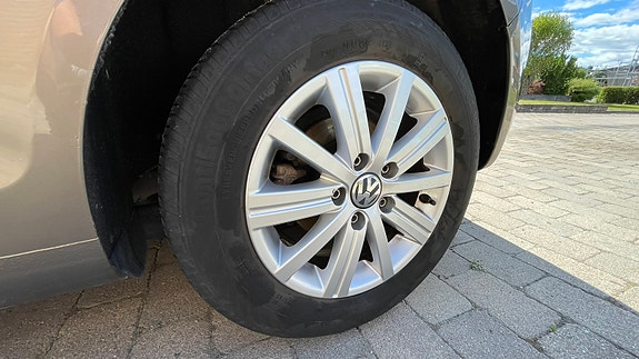 Volkswagen Golf Plus 19 of 26