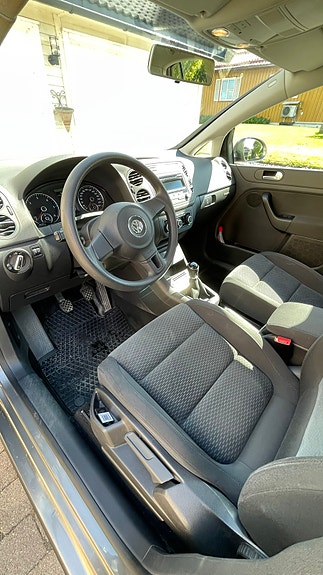Volkswagen Golf Plus 17 of 26
