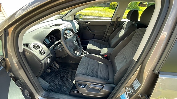 Volkswagen Golf Plus 12 of 26