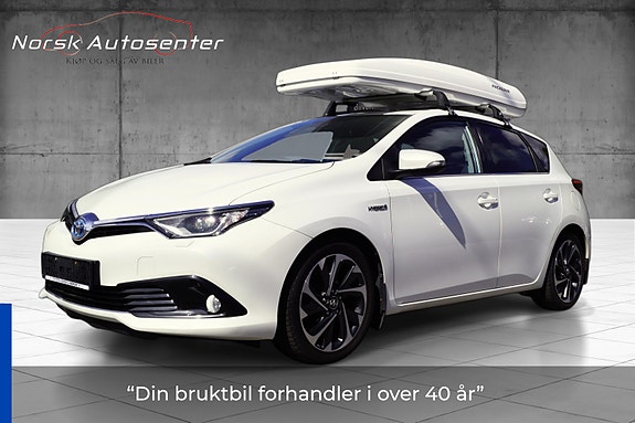 Toyota Auris 3 of 30